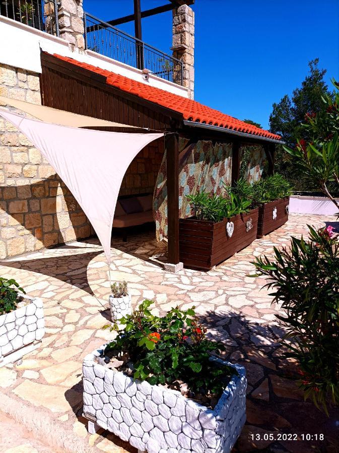 Apartments Kaic Rogač Exterior foto